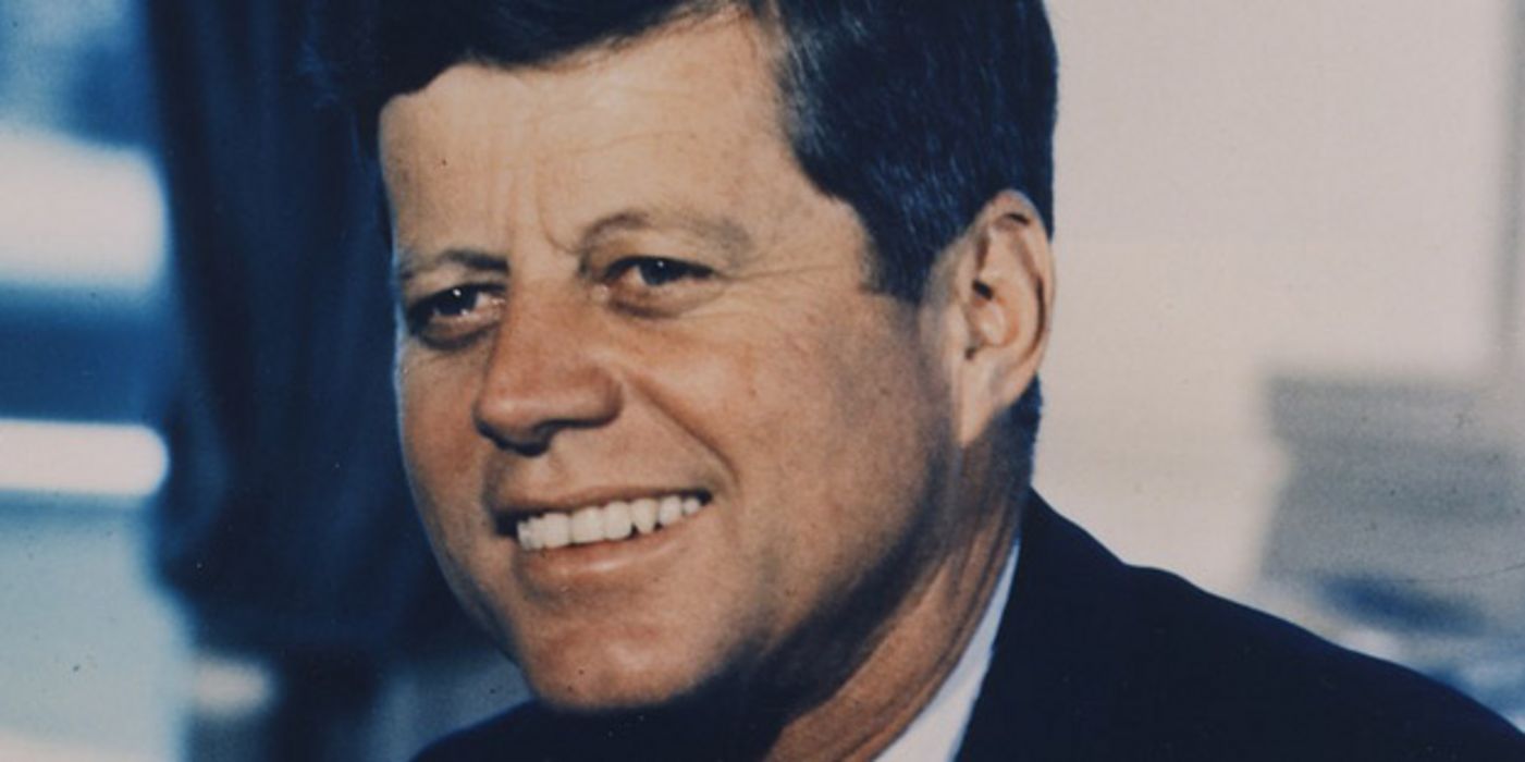 Porträtfoto John F. Kennedy im Oval Office