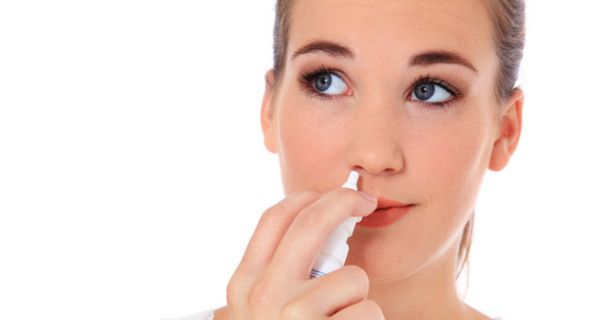 Zukünftig ist es denkbar, hormonelle Wirkstoffe als Nasensprays anzuwenden.