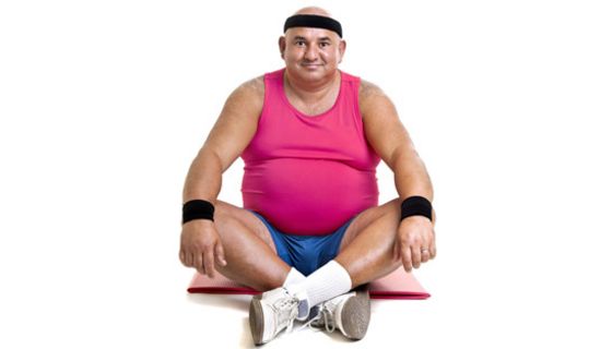 Übergewichtiger in Sportkleidung