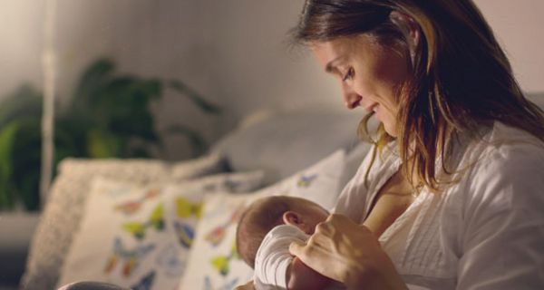 Auch Frauen mit Typ-1-Diabetes dürfen ihr Baby stillen.