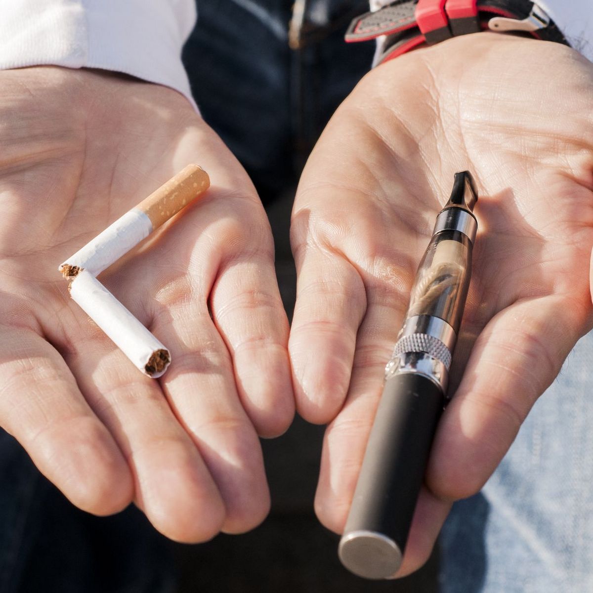 rauchen oder vapen Vapes und E-Zigaretten: Trend oder unterschätztes Gesundheitsrisiko? main image 1