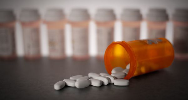 Tablettenpackung mit Opioiden.