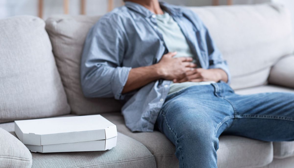 Lange Nichts Gegessen Dann Bauchschmerzen Nach Essen Jeder Zehnte hat nach dem Essen Bauchschmerzen | aponet.de