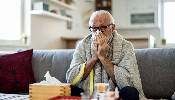 Erhöhter Blutdruck und Erkältung? Aufpassen bei diesen Medikamenten!