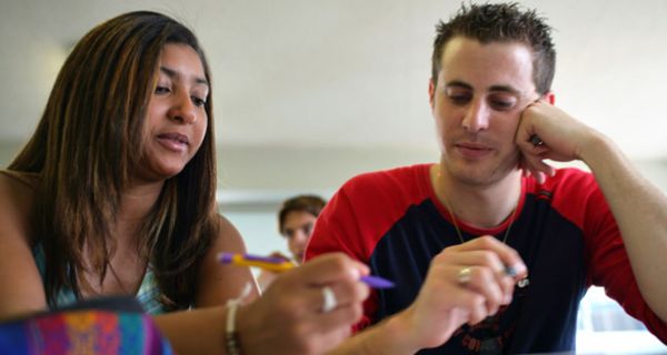 Schüler beim Lernen