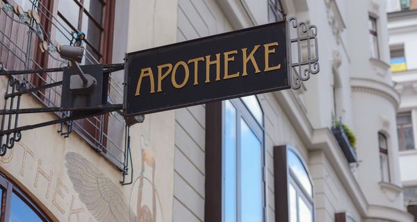 Apotheke.