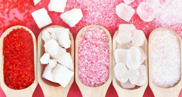 Zucker-Variationen: Einer Studie zufolge könnte es mögliche sein, Krebs mithilfe von Zucker auszuhungern. 