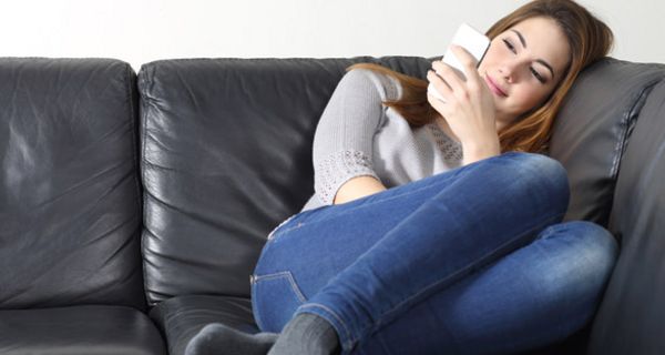 Zu viel Zeit am Bildschirm könnte bei Jugendlichen für Depressionen sorgen.