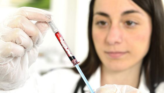 HIV und Hepatitis lassen sich mittlerweile gut behandeln.