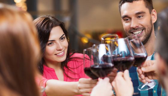 Die Aktionswoche Alkohol will auf die negativen Folgen des Konsums hinweisen.