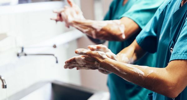 Die richtige Handhygiene könnte zahlreiche Infektionen verhindern.