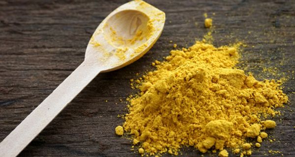 Curcumin hat gesundheitsfördernde Eigenschaften.