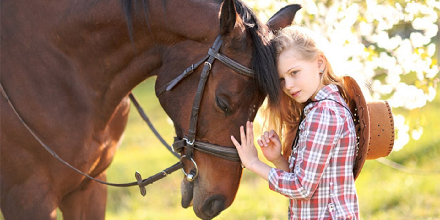 Reiten wirkt sich positiv auf die Lernfähigkeit bei Kindern aus.