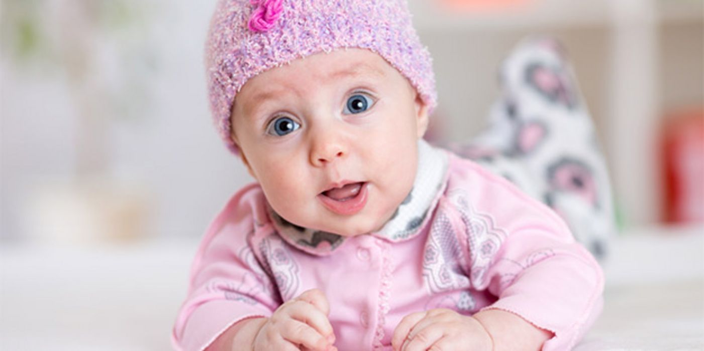 Babys sehen nicht nur niedlich aus – alles an ihnen ist süß | aponet.de