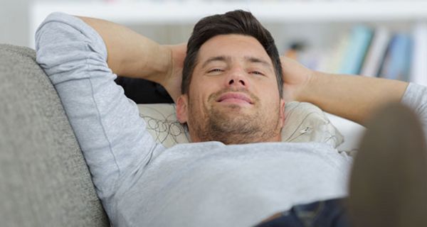 Stress im Job kann den Schlaf beeinträchtigen.