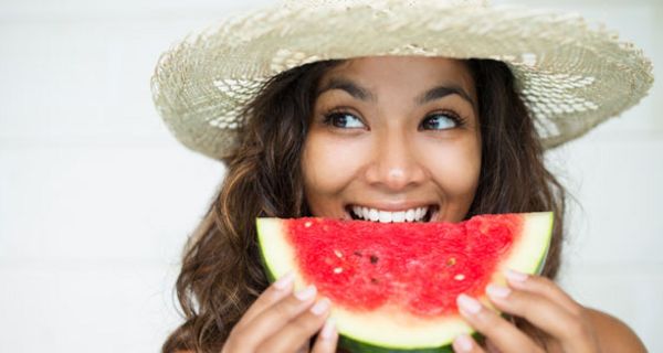 Wird viel Fruktose in kurzer Zeit aufgenommen, kann dies der Leber schaden.