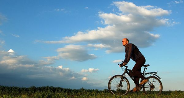 Freizeit-Sportler treten lieber nicht so stark in die Pedale wie Profis.