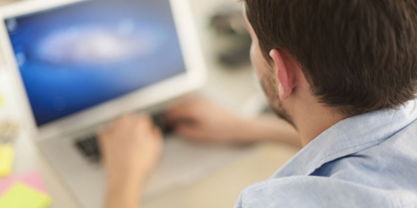 Ein dubioser Online-Versender führt Kunden unter dem Namen aponet-shop hinters Licht.