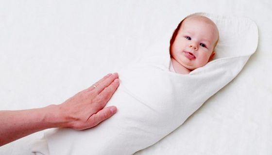 Baby fest eingewickelt