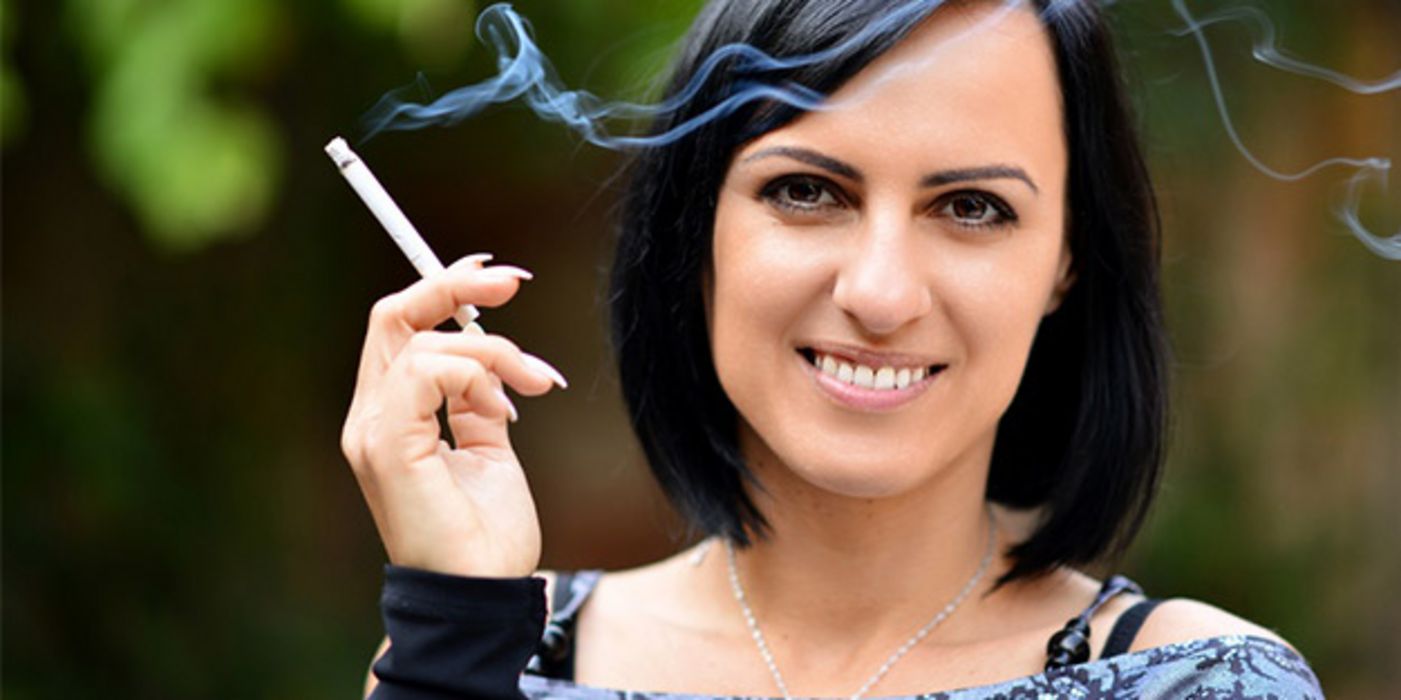 Raucher haben ein besonders hohes Risiko, an der Schuppenflechte zu erkranken.