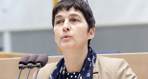 NRWs Gesundheitsministerin kritisiert das E-Health-Gesetz.