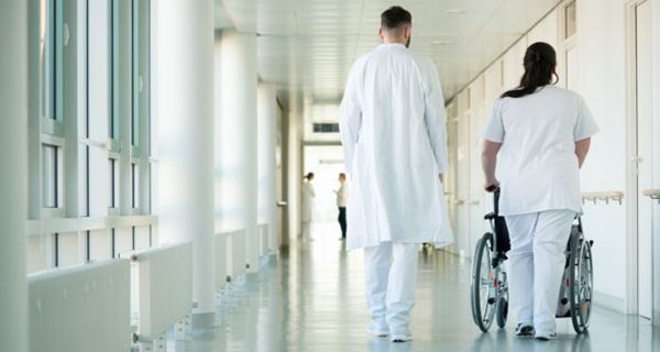 Experten zufolge gibt es in Deutschland zu viele Krankenhäuser.