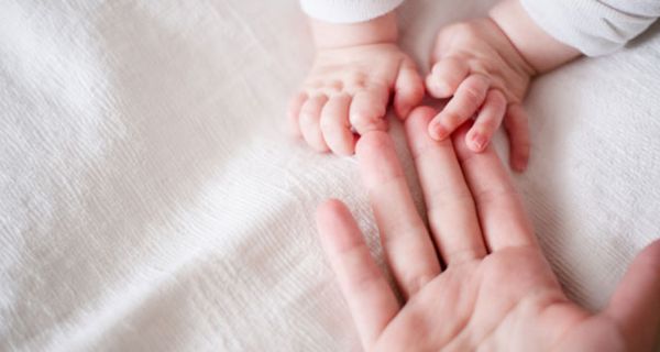 Ein zusätzlicher Finger an der Hand bringt motorische Vorteile.