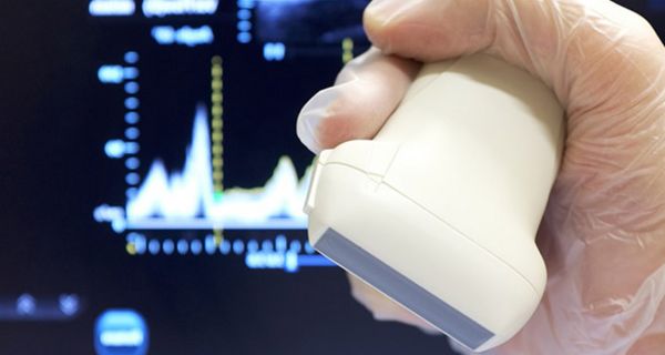 Ein Ultraschall des Arms kann Bluthochdruck senken.