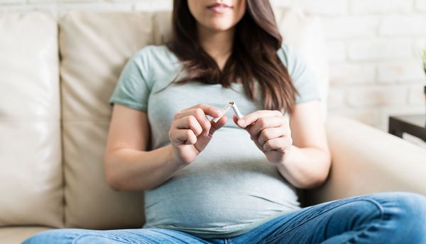 Rauchstopp in der Schwangerschaft trotz Gewichtszunahme vorteilhaft