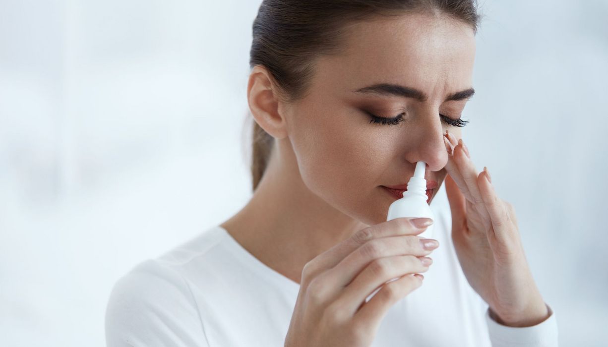 Forscher haben ein vielversprechendes Nasenspray entwickelt, das vor einer Ansteckung mit dem neuartigen Coronavirus schützen könnte. 
