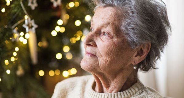 Weihnachten ist für pflegende Angehörige oft eine stressige Zeit.