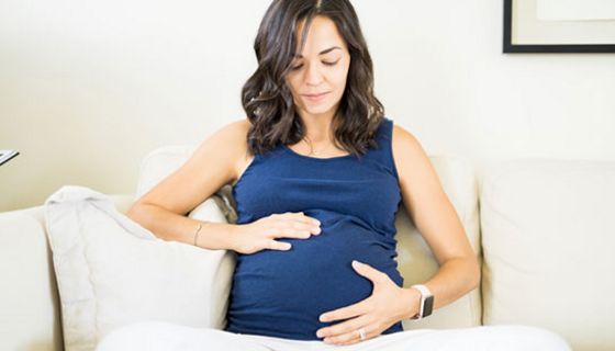 Die meisten werdenden Mütter achten sehr genau darauf, dass ihre Ernährung und ihr Verhalten dem Baby nützt.