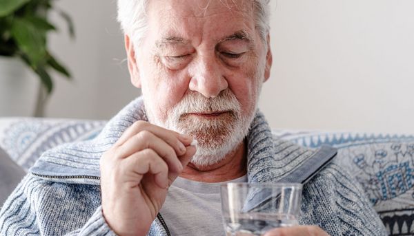 Osteoporose-Medikamente: Geringeres Risiko für Alzheimer-Demenz?