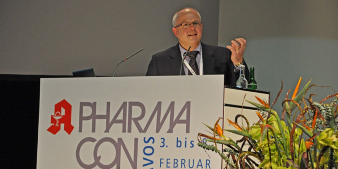 Dr. Andreas Kiefer, Präsident der Bundesapothekerkammer, bei seiner Eröffnungsrede auf dem Pharmacon, Davos, Februar 2013.
