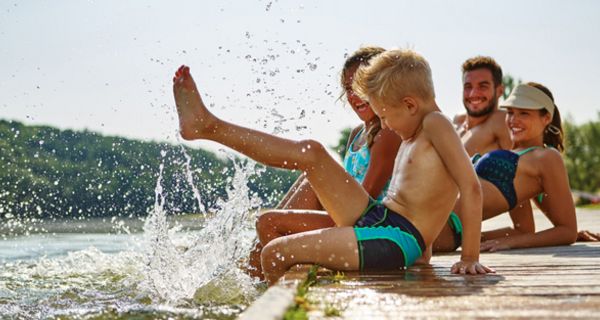 Eltern bewegen sich mit ihren Kindern im Alltag zu selten.