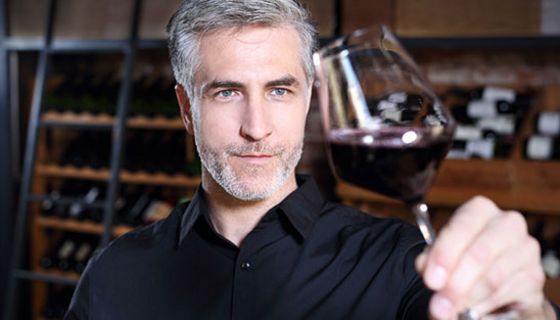 Rotwein könnte möglicherweise der Mundgesundheit guttun.