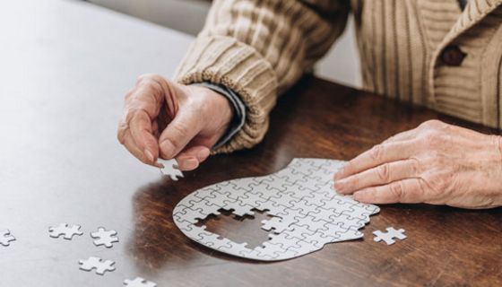 Bislang gibt es für Alzheimer keine Heilung. 