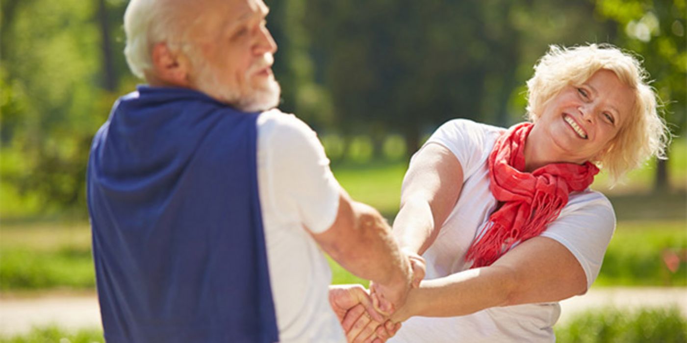 Tanzen hält Senioren fit und beweglich.