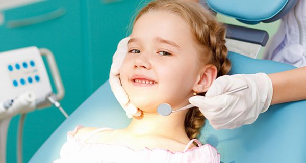 Betäubungsmittel könnten die Entwicklung von Kinderzähnen stören.