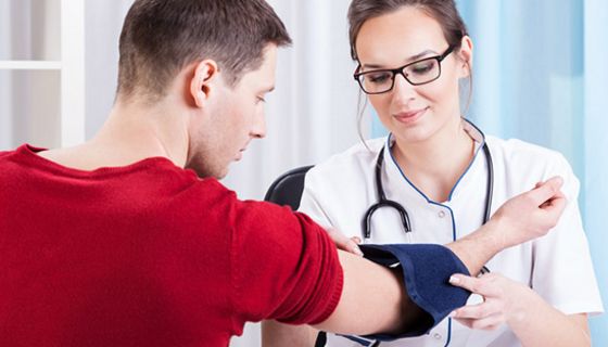 Bestimmte Darmbakterien könnten für Bluthochdruck verantwortlich sein.