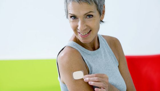 Hormonpflaster sind bei einer Hormonersatztherapie die sicherste Variante.