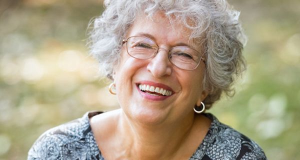 Optimistische Frauen leben länger, wie eine neue Studie zeigt.