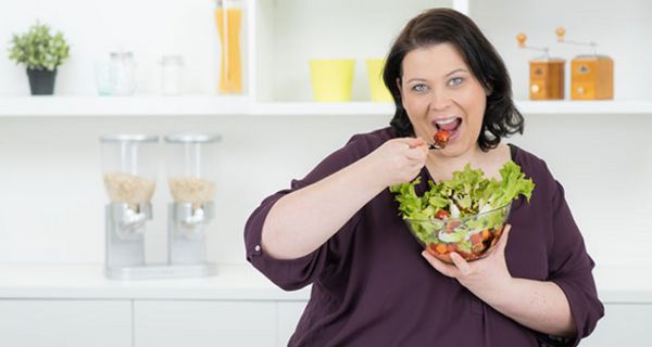 Ob Low Fat oder Low Carb: Beide Diäten helfen beim Abnehmen.
