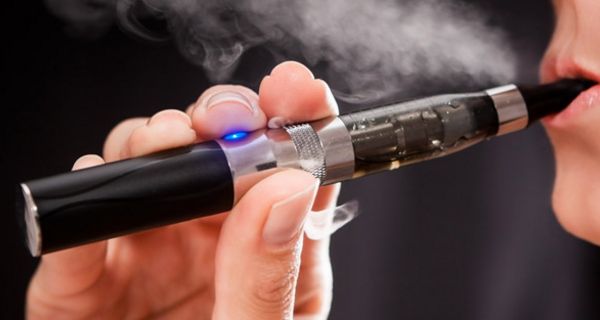 E-Zigaretten begünstigen chronische Lungenerkankungen.