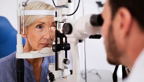 Experten raten allen Menschen ab 40, regelmäßig zur Glaukom-Früherkennung zu gehen. 