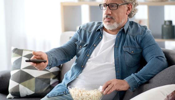 Fernsehen erhöht das Risiko für Thrombose.
