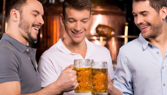 Alkohol gilt als Ursache für viele Krebserkrankungen.