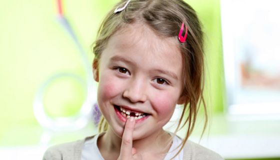 Forscher haben untersucht, wie sich Kinder nach dem Verlust ihres ersten Zahnes fühlen.