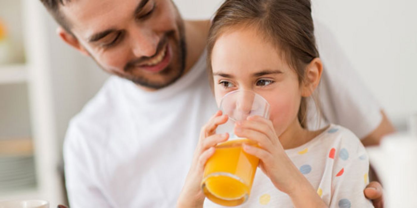 Viele Eltern unterschätzen den Zuckergehalt einiger Lebensmittel.