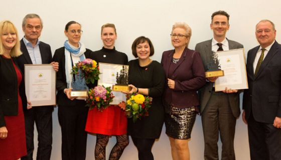 Preisträger und Laudatoren des Apotheken-Awards.